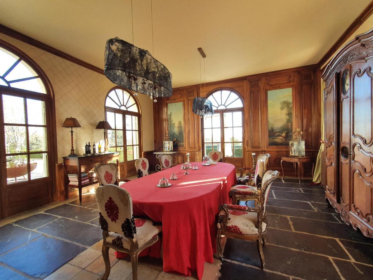 Chateau De Lussac Lussac  Zewnętrze zdjęcie